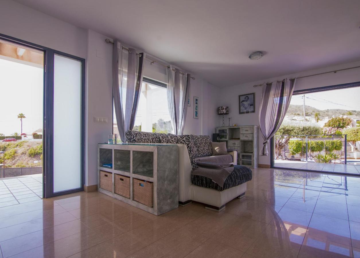 Villa Moderna Con Piscina El Campello Exteriör bild